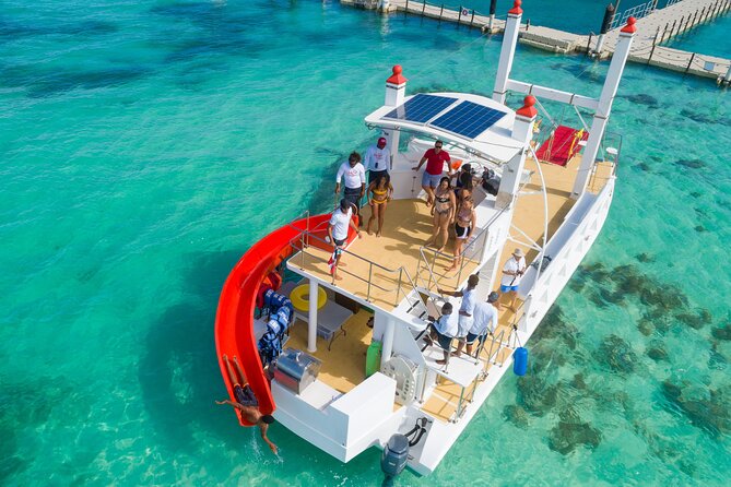 Punta Cana Slide Boat (Medium Group) - Key points at a glance