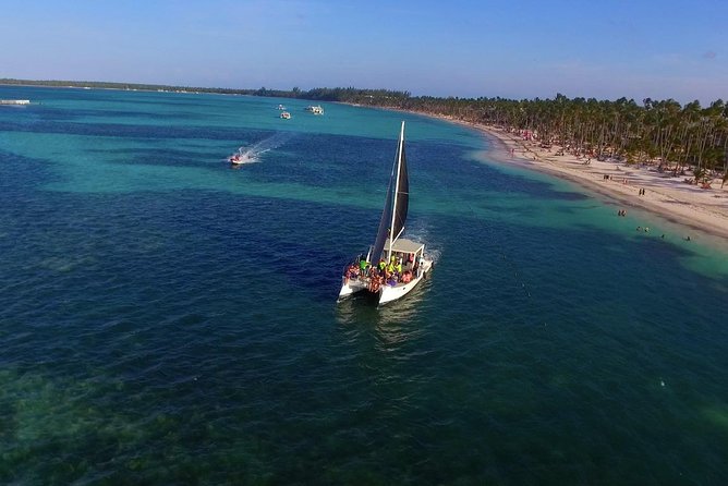 Punta Cana Snorkeling Party Cruise - A Punta Cana cruise built around music and mingling