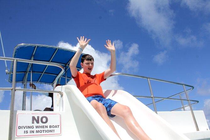 Punta Cana VIP Party Cruise with Snorkeling & Double Slide - How much party should you expect?