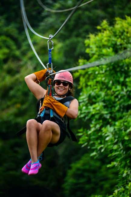 Punta Cana: Zip-Lining 12 Cables - Safety briefing and the first platforms
