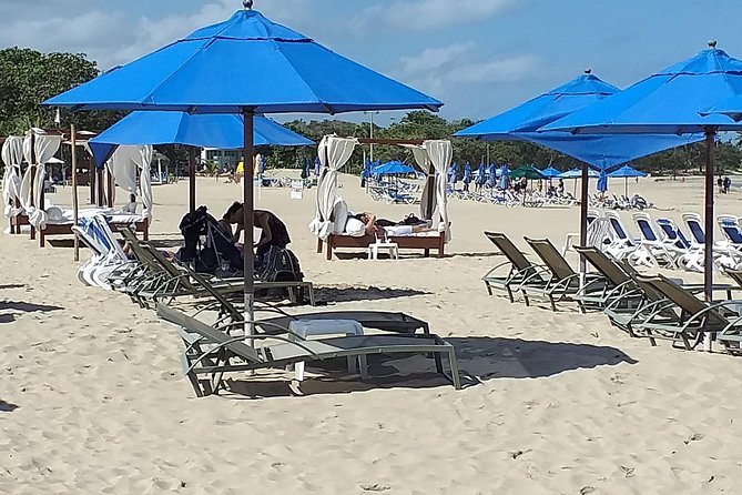 Resort Beach Escape - Amber Cove & Taino Bay - The included rum punch and extra costs