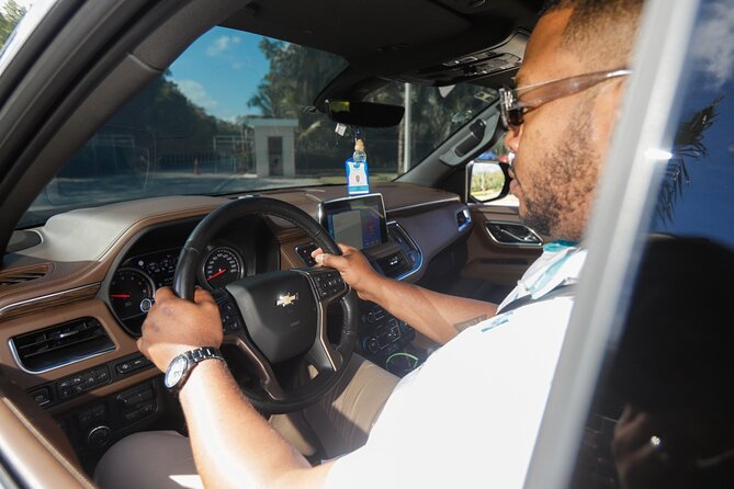 Round trip transfer from Punta Cana Airport to Bávaro - A direct airport exit at Punta Cana
