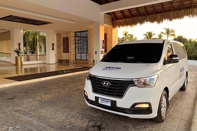 Roundtrip private transfer from punta cana airport to bavaro area - Drivers who make the short trip easier