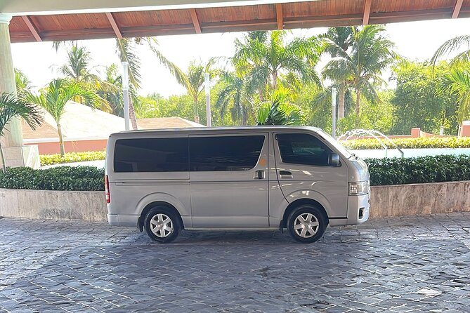 Safe transport and shuttle service in Punta Cana Dominican Rep. - The private format and who will like it