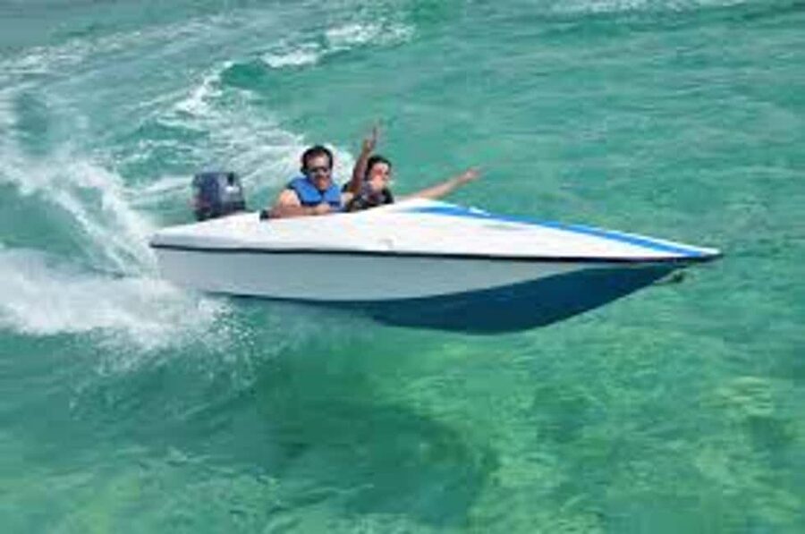 Sailing Splash Tour Speedboat, Snorkel, and Catamaran - A fast start on Punta Cana’s warm Caribbean water