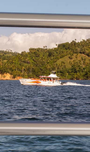 Samana: Cayo Levantado Day Trip by Boat - The short ride to Bacardi Island