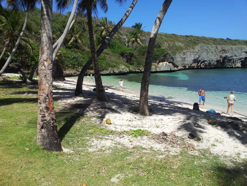Samana: Fronton & Madame Beach tour Las Galeras - Two hours at Frontón, then one hour at Madama