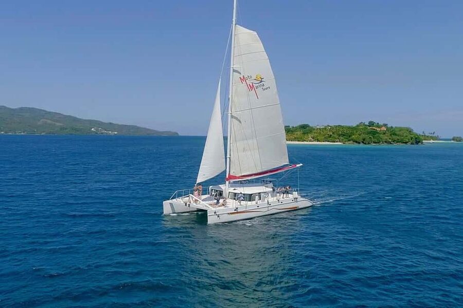 Samana: Whale Watching and Cayo Levantado Full Day Tour - Who should book this Samaná outing?