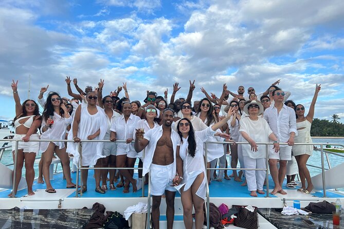 Sand-Bar Punta Cana Party Boat unlimited drinks, snorkeling Vibes - A Punta Cana boat trip built around the natural pool