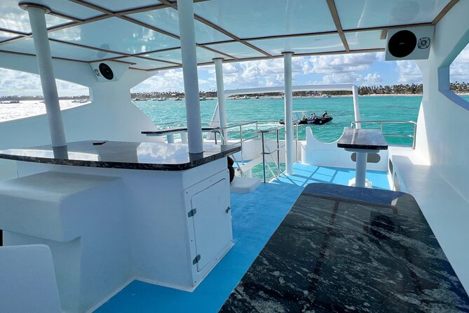 Sand-Bar Punta Cana Party Boat unlimited drinks, snorkeling Vibes - Snorkeling near Punta Cana’s coral reefs