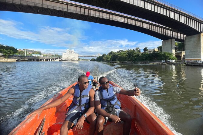 Santo Domingo: City Boat Ride Adventure Guided Tour - Key points at a glance