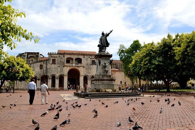 Santo Domingo City - Full Day All Inclusive Tour - Entering Santo Domingo’s Colonial Zone