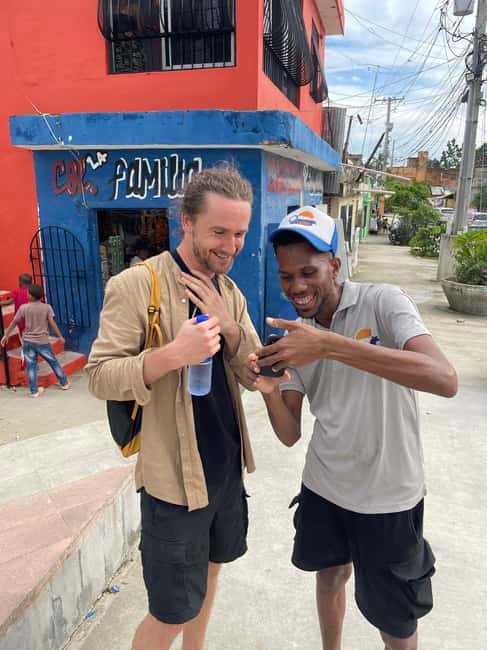 Santo Domingo: City Life Food & Transportation Tour - Coffee, the neighborhood sign, and the first walk