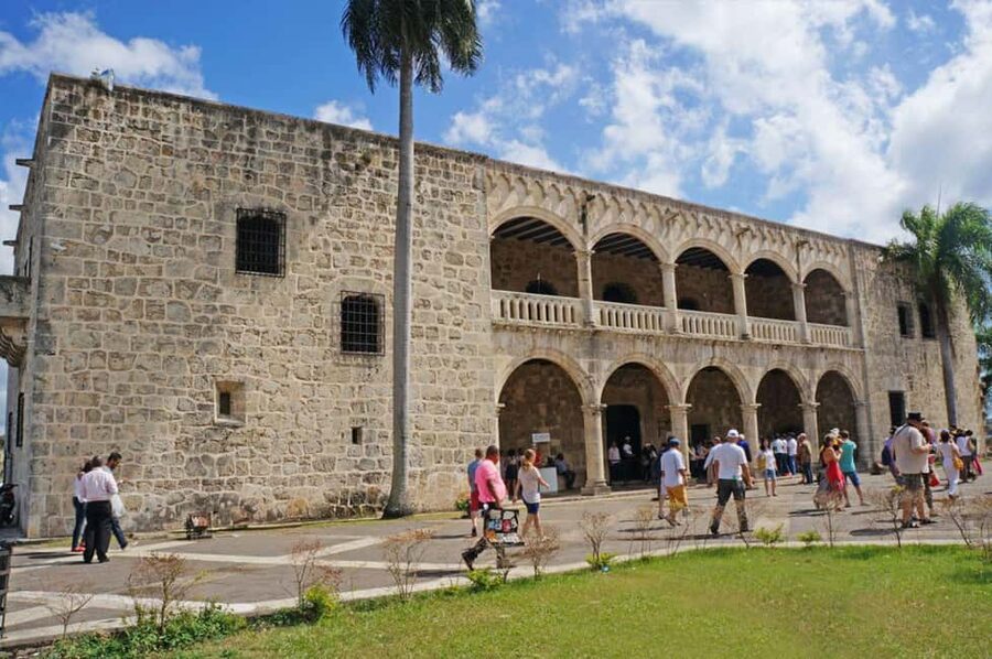 Santo Domingo Colonial City Tour Full Day with Lunch - Lunch at Mugado in the Old Quarter