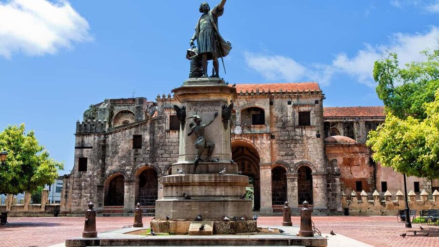 Santo Domingo: Colonial Zone, 3 Eyes, Cave Cable Car Tour - From Bayahibe to Santo Domingo in one long day