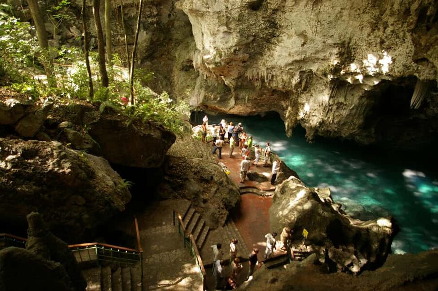 Santo Domingo: Colonial Zone, 3 Eyes, Cave Cable Car Tour - The Three Eyes cave and its underground lakes