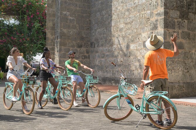 Santo Domingo: Colonial Zone Bike Tour - The Dominicos Convent ruins and Parque Duarte