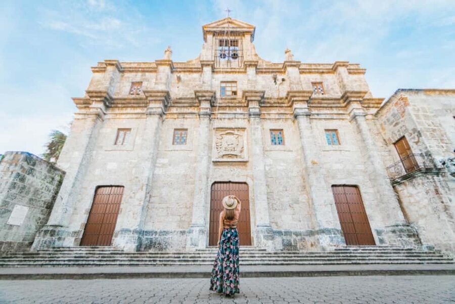 Santo Domingo Colonial Zone City Tour - Columbus Lighthouse carries a complicated claim