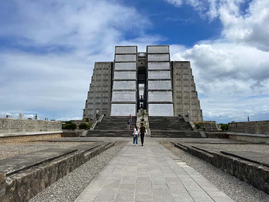 Santo Domingo: Guided City Tour with Lunch - From your hotel to the Three Eyes caves
