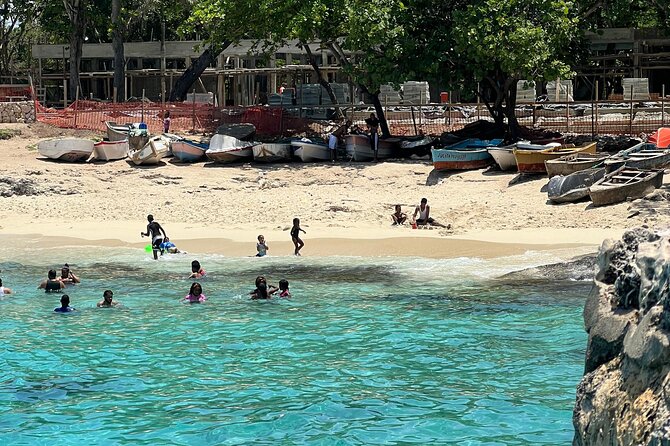 Santo Domingo must do; Los 3 Ojos, Boca Chica beach & more - La Caleta Gives You a More Local Beach Hour