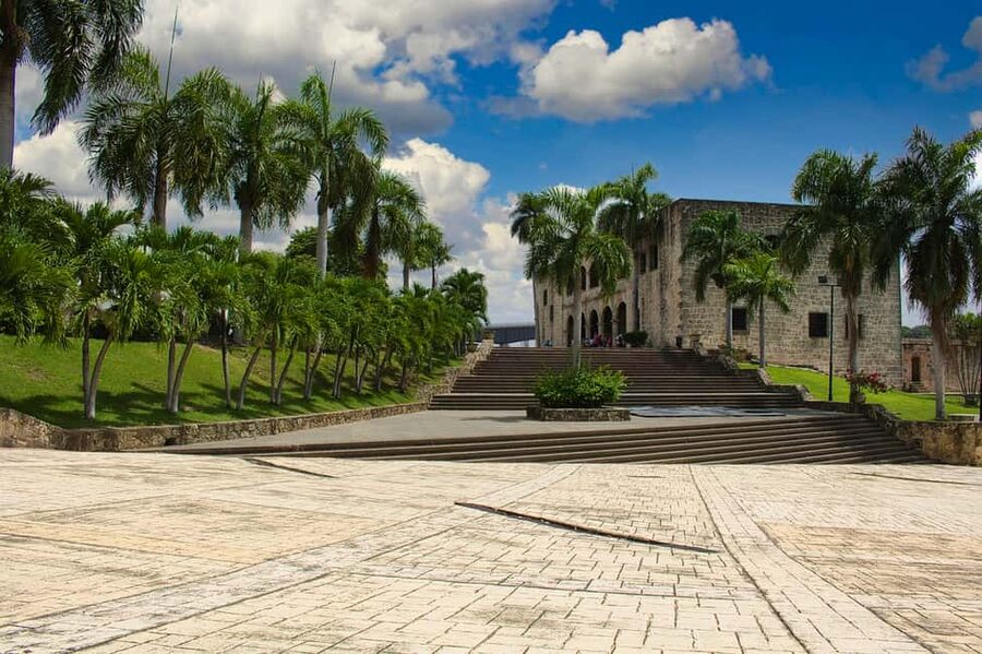 Santo Domingo: Private City Tour walking - Why Santo Domingo’s Colonial Zone matters