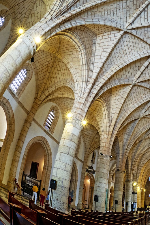 Santo Domingo: Private City Tour walking - The early university, hospital, and shipyard