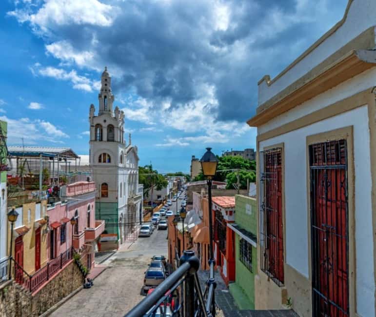 Santo Domingo: Small Group Tour with Cable Car from Bayahibe - Dominican lunch and the shape of the day