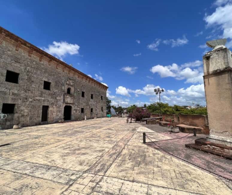 Santo Domingo: Small Group Tour with Cable Car from Bayahibe - Practical ways to make the day better