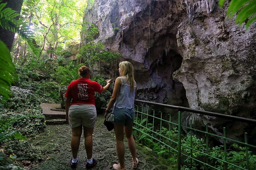 Santo Domingo: Three Eyes National Park Guided Tour - What the $35 price really gives you