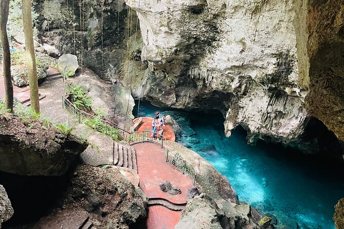 Santo Domingo Top: 3 Eyes, Light House, Boca Chica Beach & Lunch - Los Tres Ojos and its clear underground lagoons