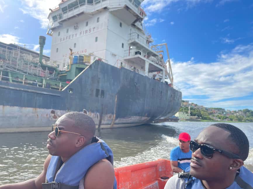Santo Domingo Top: Colonial Zone Boat Ride Adventure - Six bridges and the shape of the city