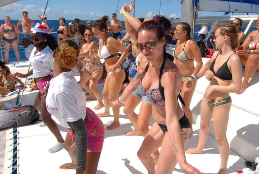 Saona Island: Catamaran/Speedboat Tour to a Dream Beach - Two and a half hours on Saona Beach