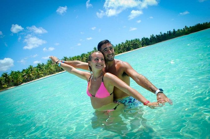 Saona Island Day Trip with Lunch, Transportation and Drinks - How the $71 price compares in practical terms