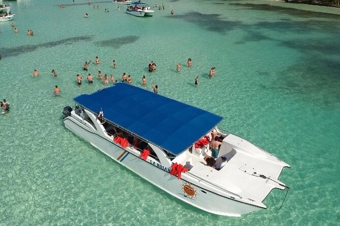 Saona Island Discovery - A buffet lunch with a sea view