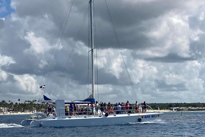 Saona Island from Punta Cana - Buffet lunch and the open bar