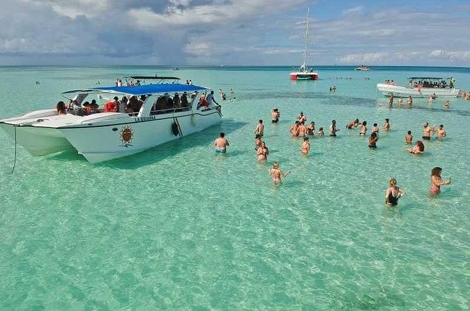Saona Island Full Day Tour Lunch and Transportation Included - Who will enjoy this Saona day most