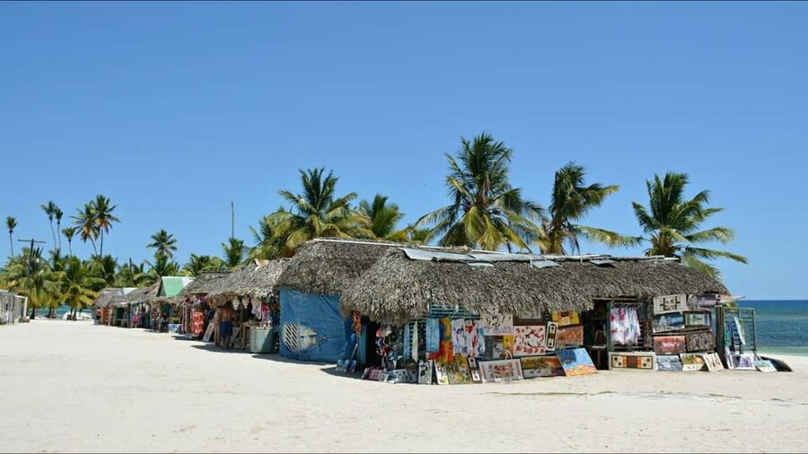 Saona Island Premium- Exclusive Beach And Mano Juan FullDay - Mano Juan and a look at island life