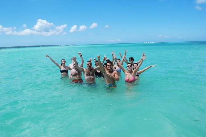Saona Island Private +8 People Platinum Transfer - Leaving Bayahibe by private boat