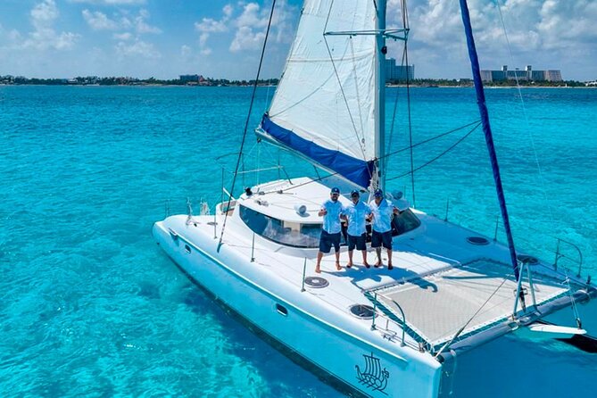 Saona Island Private +8 People Platinum Transfer - The people who shape the day