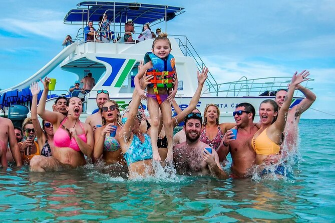 Saona Island Private +8 People Platinum Transfer - From Punta Cana to Bayahibe in an air-conditioned vehicle