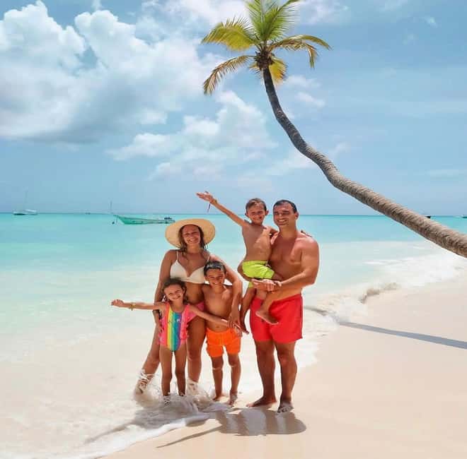 Saona Island Tour All Inclusive Speedboat and Catamaran - The speedboat ride into Cotubanamá National Park