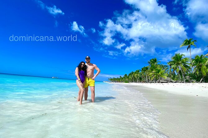 Saona Private Tour with Own Guide and Transport from Punta Cana - The blue lagoon and its starfish