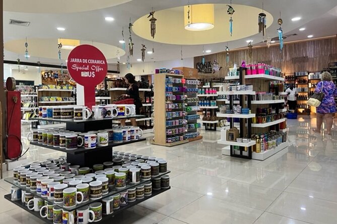 Shopping Tour Punta Cana Larimar Chocolate Cigar Factory souvenir - A 2.5-hour introduction to Dominican souvenirs