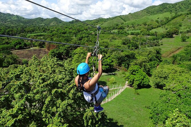 Shore excursion 7 waterfalls &5 zip lines amber cove & Taino bay - Who will get the most from this excursion