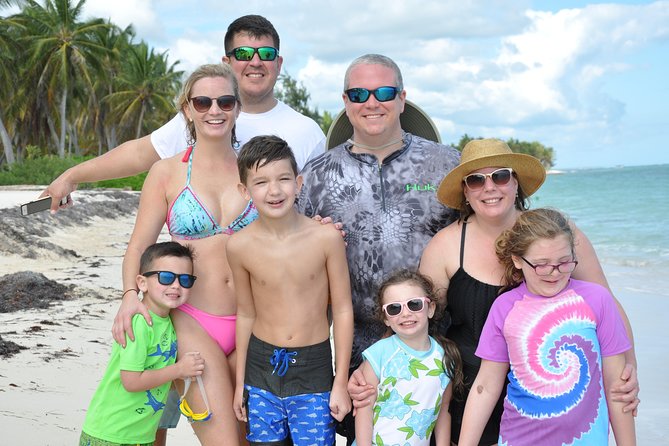 Small Group Snorkeling, Sharks & Stingrays Encounter by boat - Guides, photos, and the onboard mood