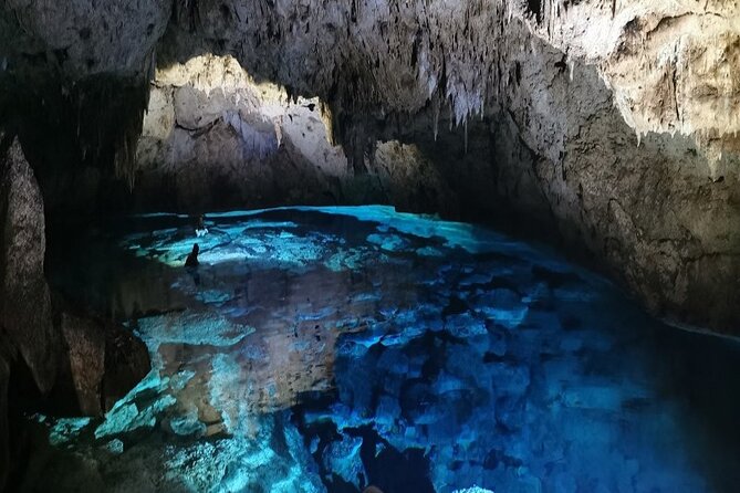 Snorkeling in the Cenotes of Bayahibe - Entering Cueva de Chicho With a Lamp