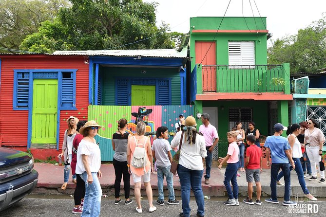 Street art walking tour in Santiago (art walk) - Key points at a glance