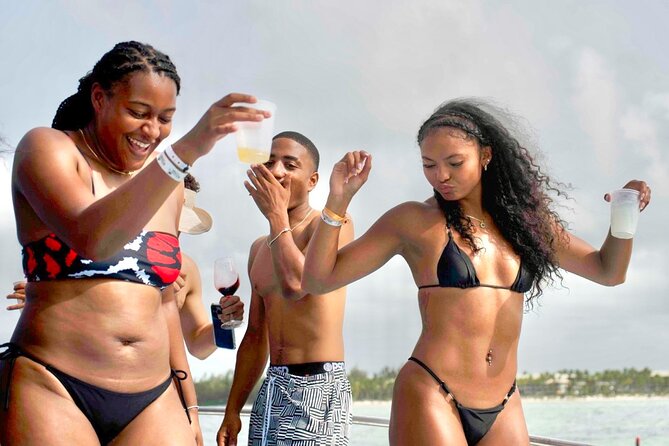 The Wildest Hip Hop Party Boat in Punta Cana Adults Only - Getting from your hotel to Los Corales Beach