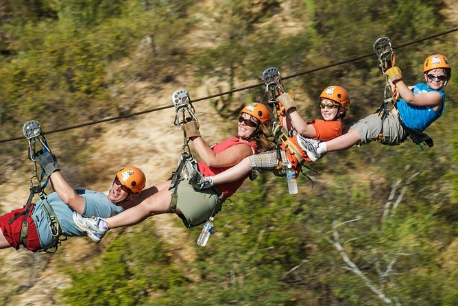 Tours Ziplines Punta Cana - Eight jumps across 2,100 meters of cable