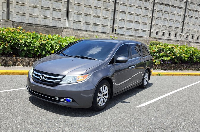 Transfer from Las Americas Airport to Santo Domingo - Wi-Fi, water, and the small comforts